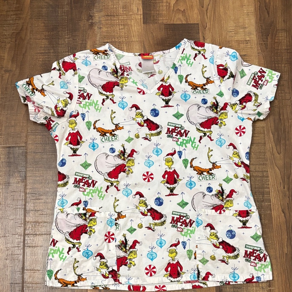 Women’s Medium Print Scrub Top Christmas Dr Suess Mr Grinch & Max